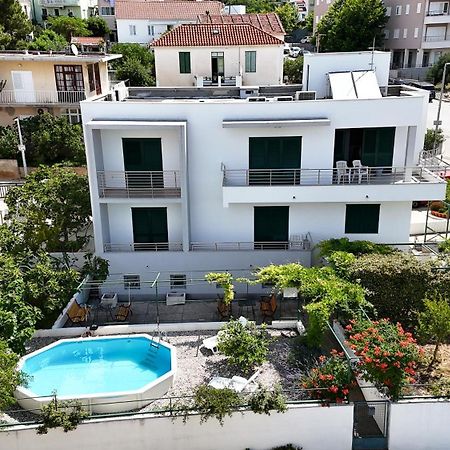 מאקרסקה Apartments Turtle Gardens מראה חיצוני תמונה