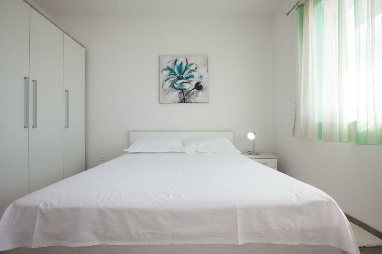 מאקרסקה Apartments Turtle Gardens מראה חיצוני תמונה