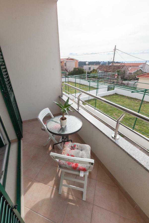 מאקרסקה Apartments Turtle Gardens מראה חיצוני תמונה